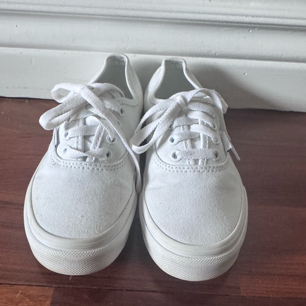Vans Authentic Skate Kids White Canvas Sneakers- Kids size 2